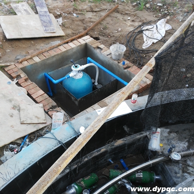四川乐山建鑫公司地埋式沙缸过滤器现场安装实拍