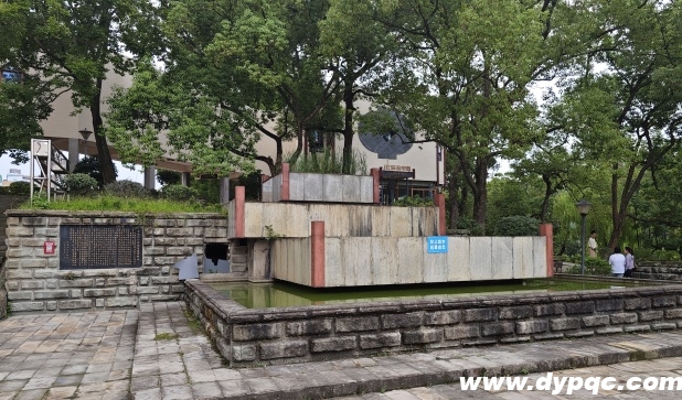 自贡彩灯博物馆水景喷泉修复前现场实拍